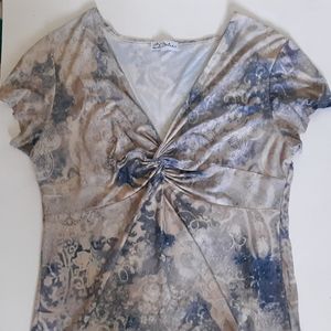 B. Mine Large V Neck Short Sleeved Blouse